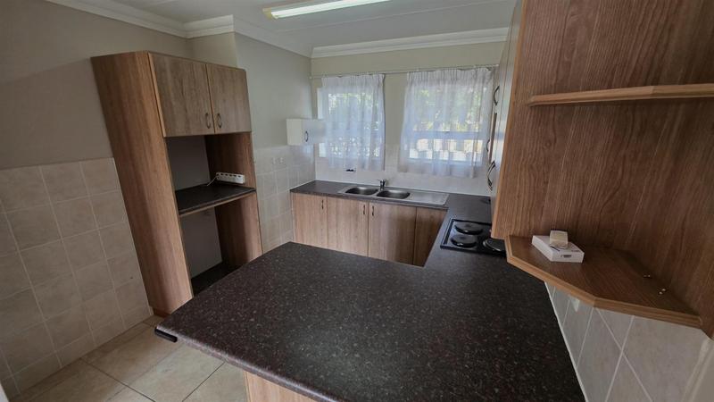 2 Bedroom Property for Sale in Reebok Western Cape